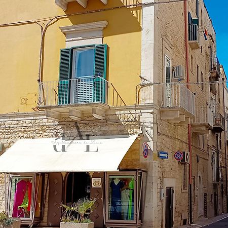 De Lucia Affittacamere - Elegante Appartamento Storico Nel Cuore Della Citta Terlizzi Εξωτερικό φωτογραφία